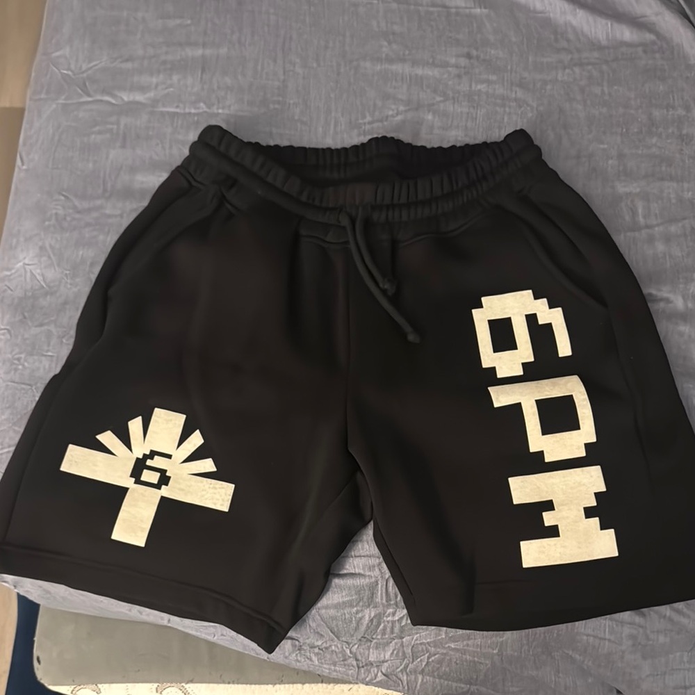Black Graphic Men's Shorts